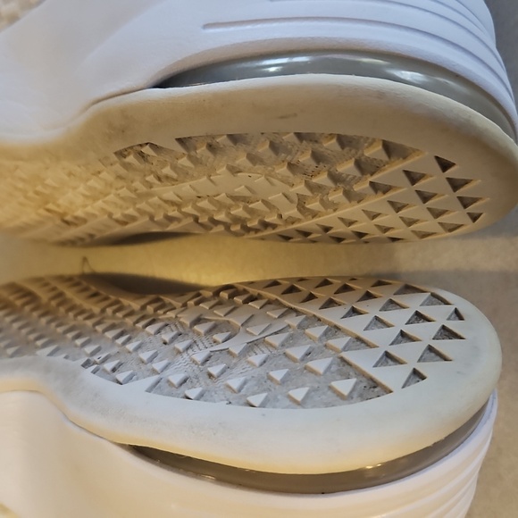 Nike Air Max Bella Tr 2 Sneakers - Picture 7 of 13